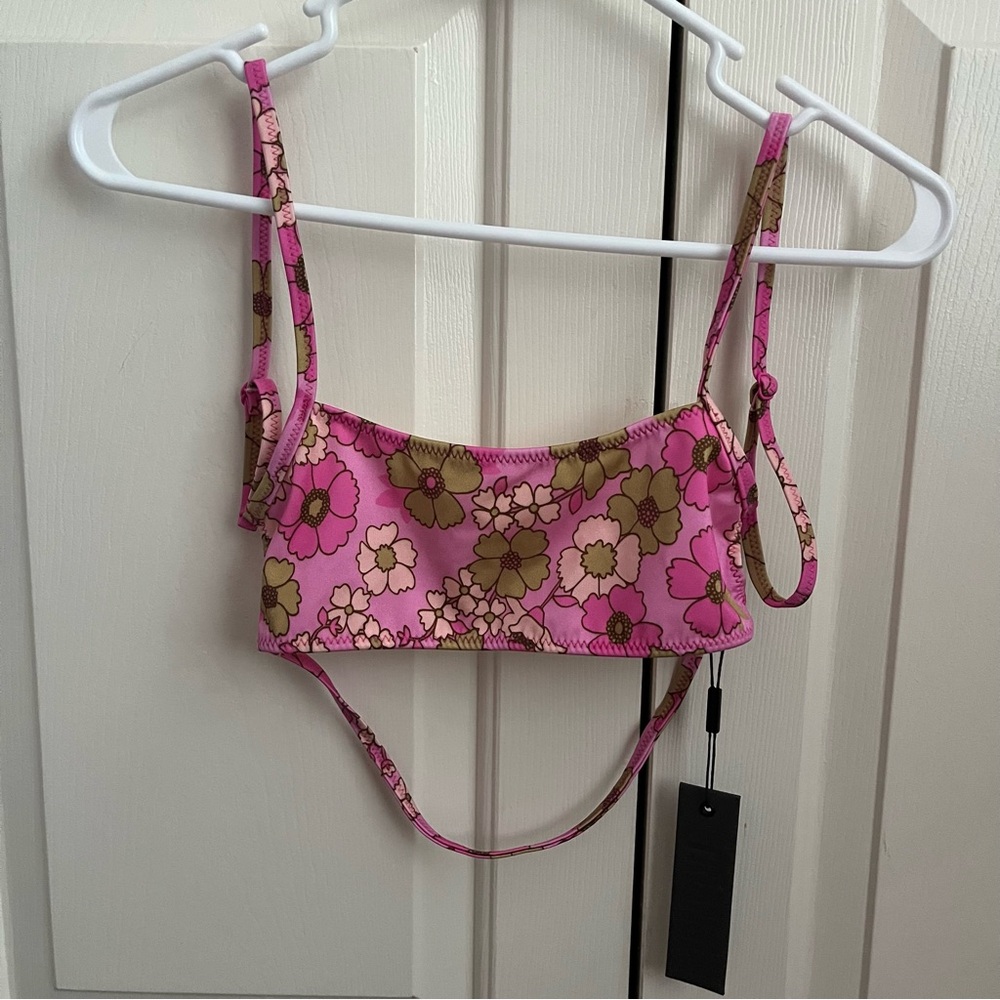 Triangl NWT Open Back Floral Bikini Top Size Medium